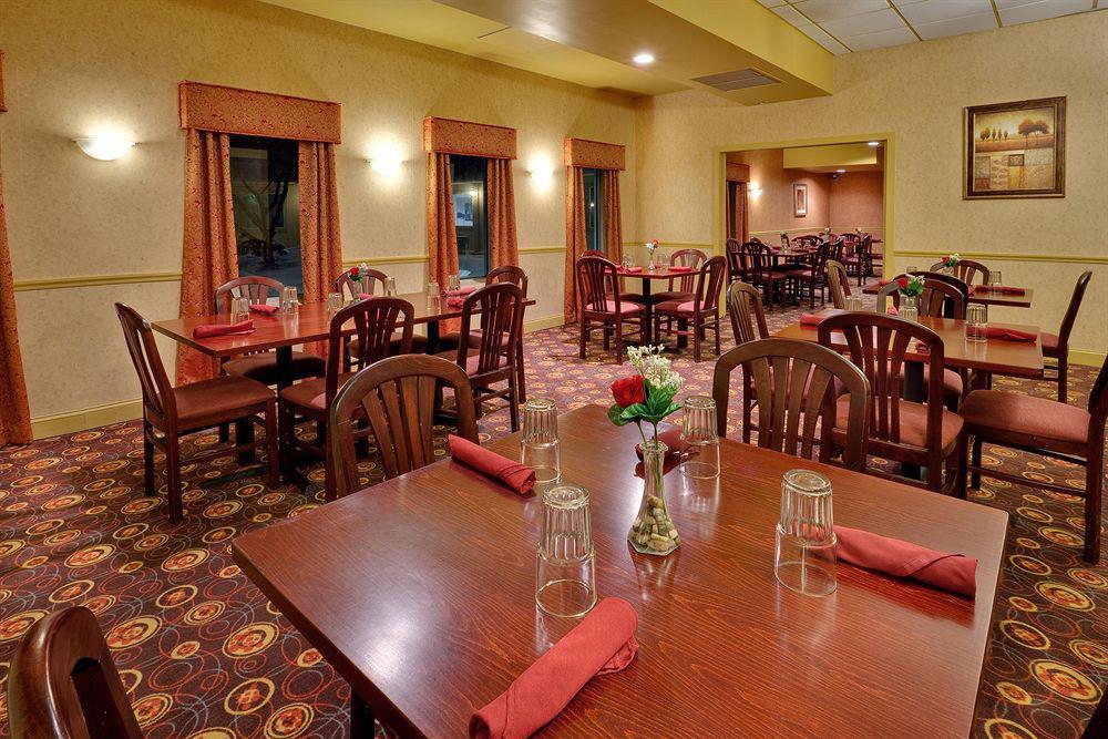 Spark By Hilton Bensalem Philadelphia Restaurant foto